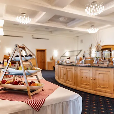 Blatter's & Bella Vista Hotel