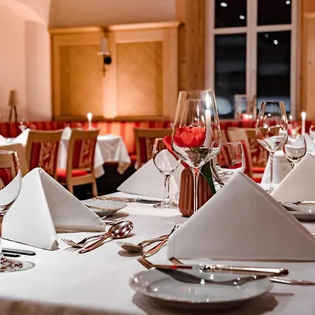 Blatter's & Bella Vista Hotel Arosa