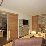 Blatter's & Bella Vista 4*