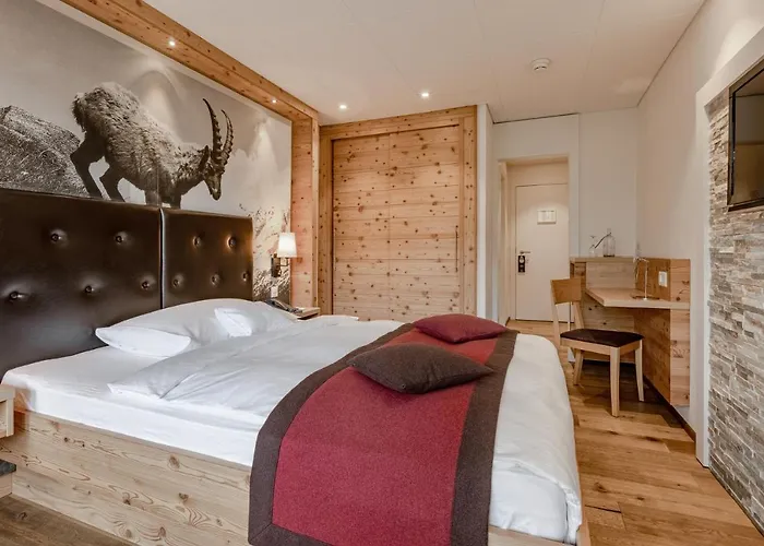 Blatter's & Bella Vista Готель