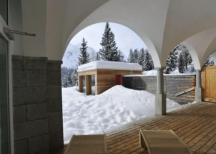 Blatter's & Bella Vista 4* Ароза