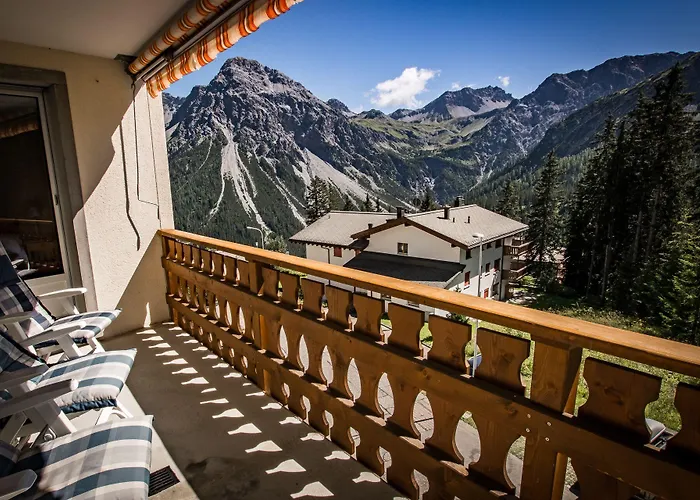 Blatter's & Bella Vista Готель Ароза